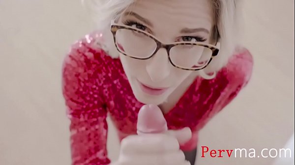 Merry Milf Step Mom X- Mas- Cory Chase