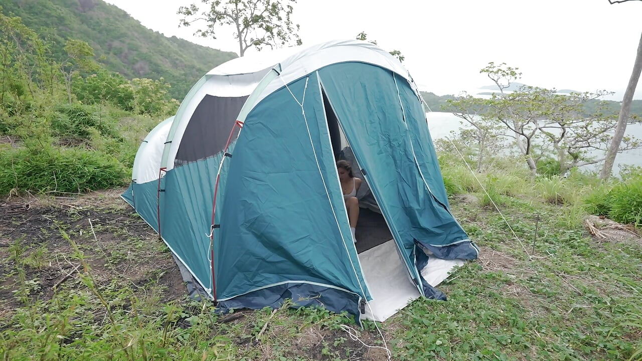 Had Fun with a Stranger’s Big Dick in Tent While My Husband Was Away