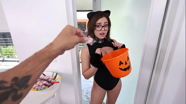 SEX SELECTOR – Cocktober Treats With Leana Lovings