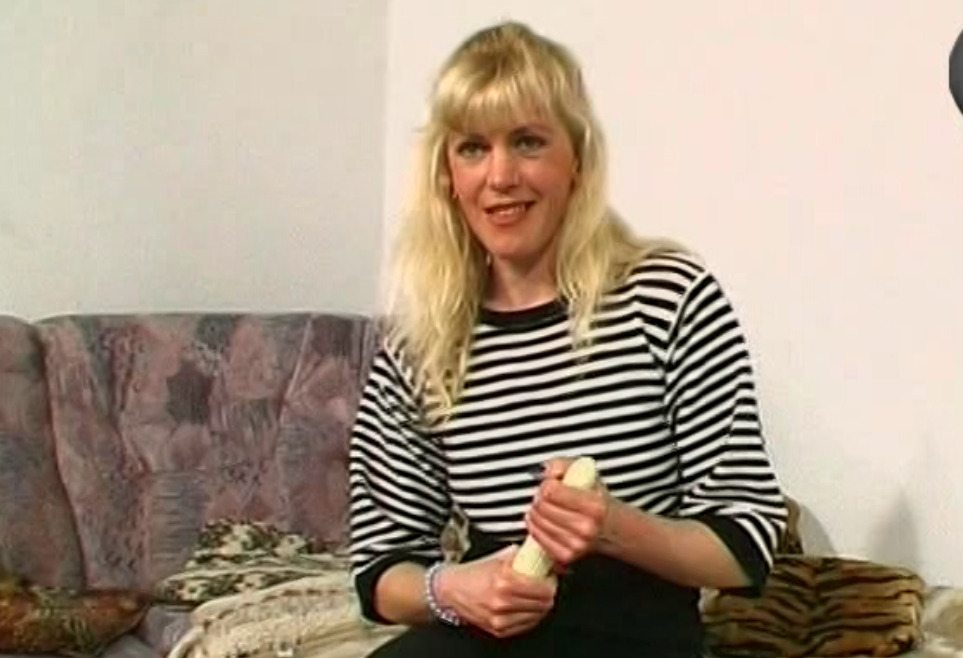 Silvana Dildo Reklamation immer feucht und bis hinten drin